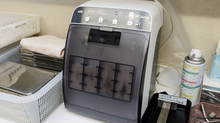 滅菌機器による器具の管理